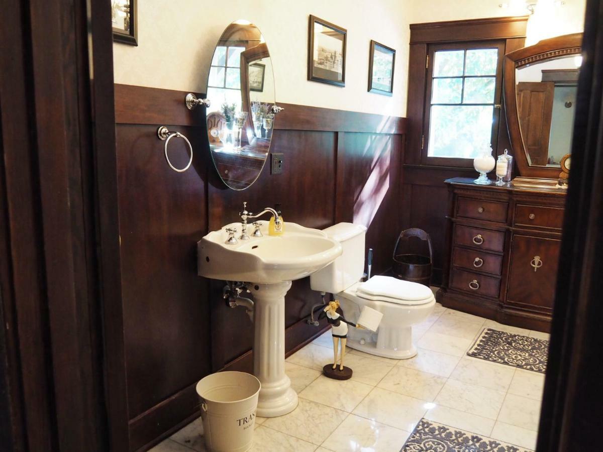 Lady Geneva Bed & Breakfast Medford Dış mekan fotoğraf
